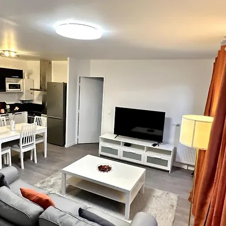 Appartement Cozy - Quartier Residentiel Melun Exterior photo