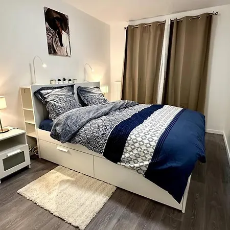Appartement Cozy - Quartier Residentiel Melun Exterior photo